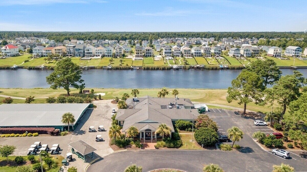 Magnolia Pointe Luster Leaf 4894-303 2 Bedroom Condo