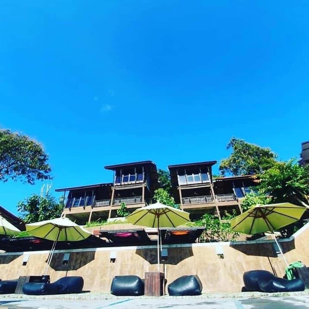 Hotel Alama Sea Village Resort - Image 1