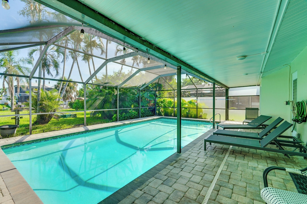 2 Mi to Beach: Canal-front Retreat in Cape Coral!
