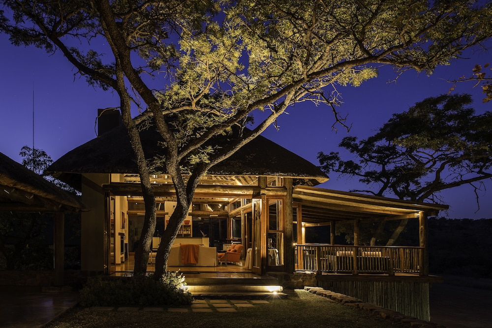 Ekuthuleni Lodge view 5