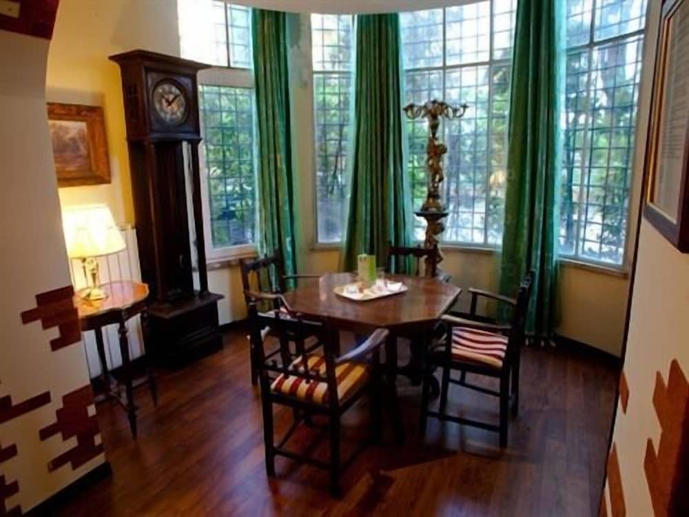 Villa Wilson