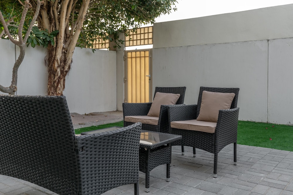 Lux BnB The Springs Villa Private Garden