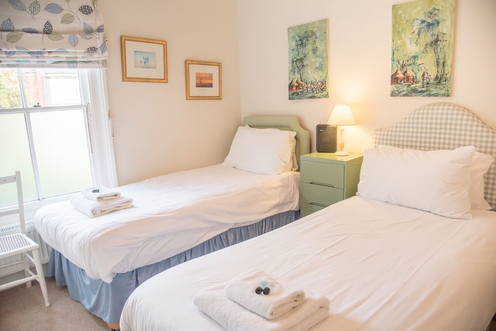 18 Hartington, Aldeburgh view 2