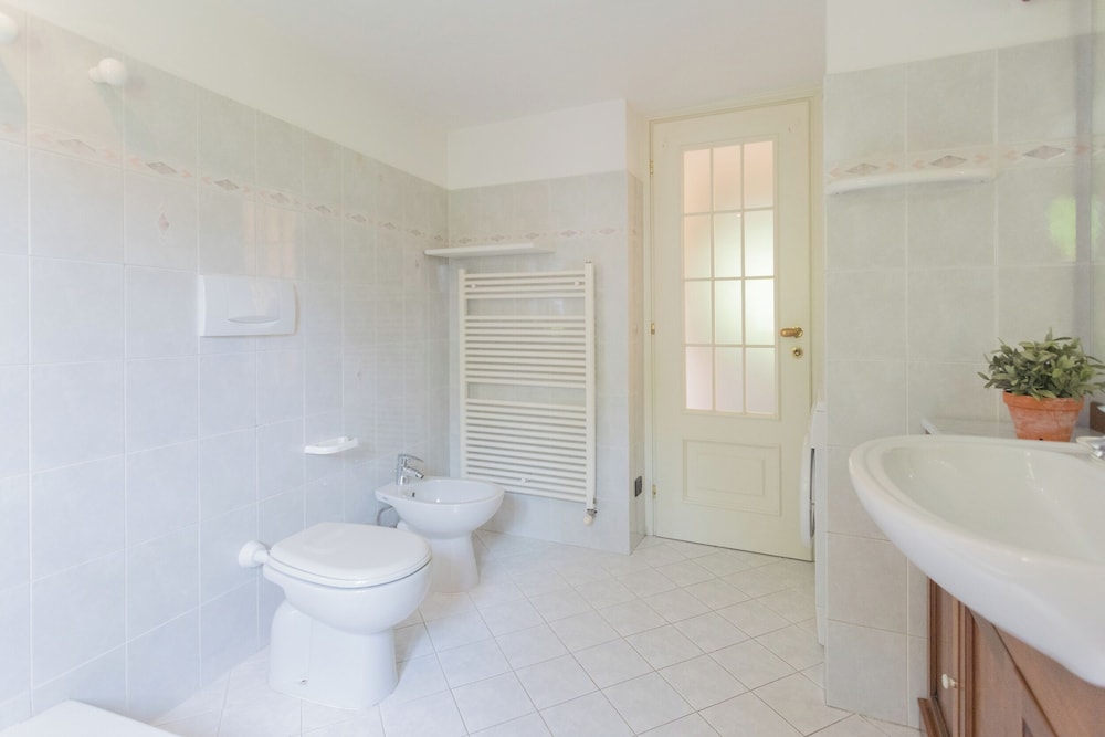 Vacation Family Home in Tremezzo by Rent all Como