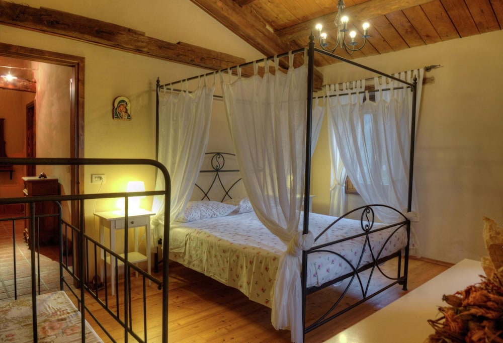 Scenic Holiday Home in Modigliana