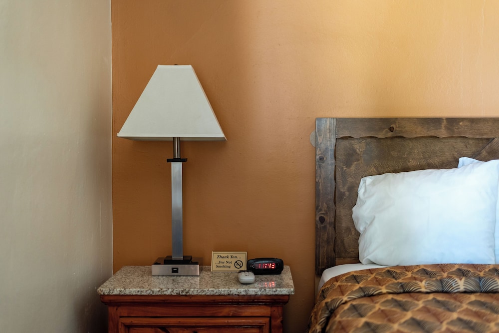 Santa Fe Vacations - King's Rest Court Inn - Property Image 56