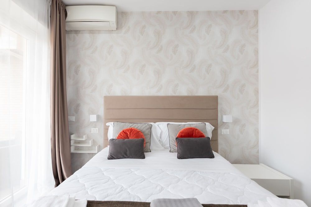 247 LuxuryRooms