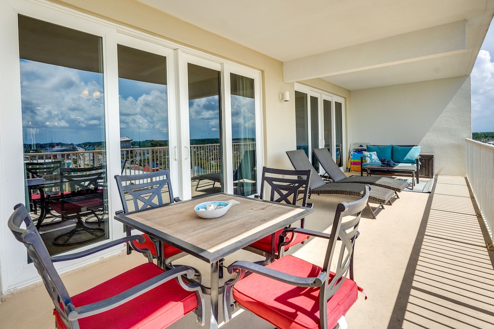 PCB Vacation Rental w/ Balcony & Beach Access!