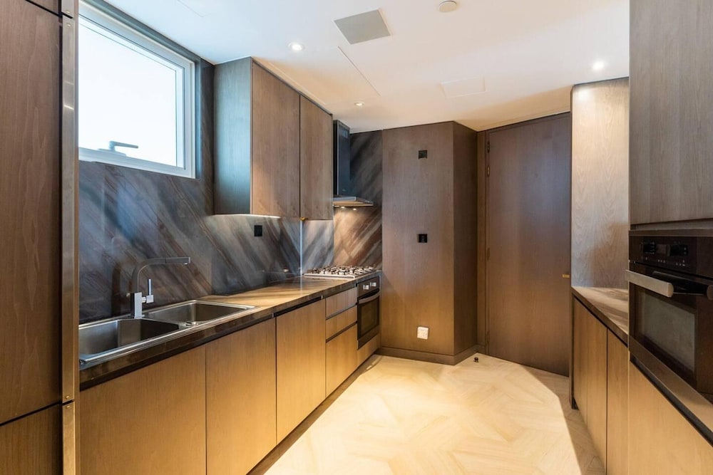 Five Palm Jumeirah Luxurious 2bdr Stunning Views
