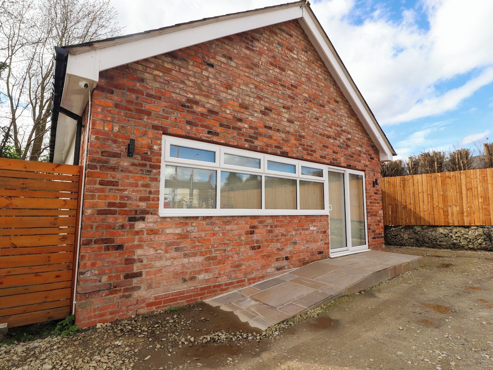 The Bungalow at 46 Church St