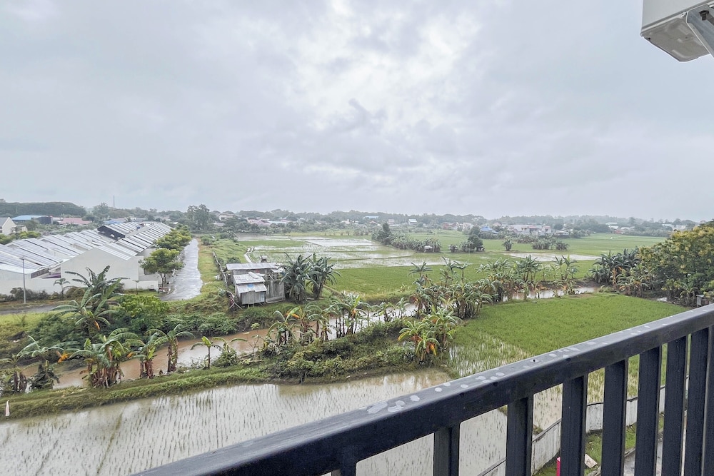 Great Deal Studio Apartment at Tamansari Skylounge Makassar