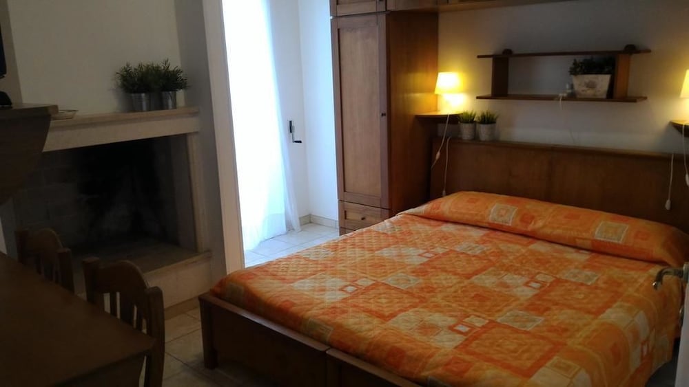 B&B Gelsimori