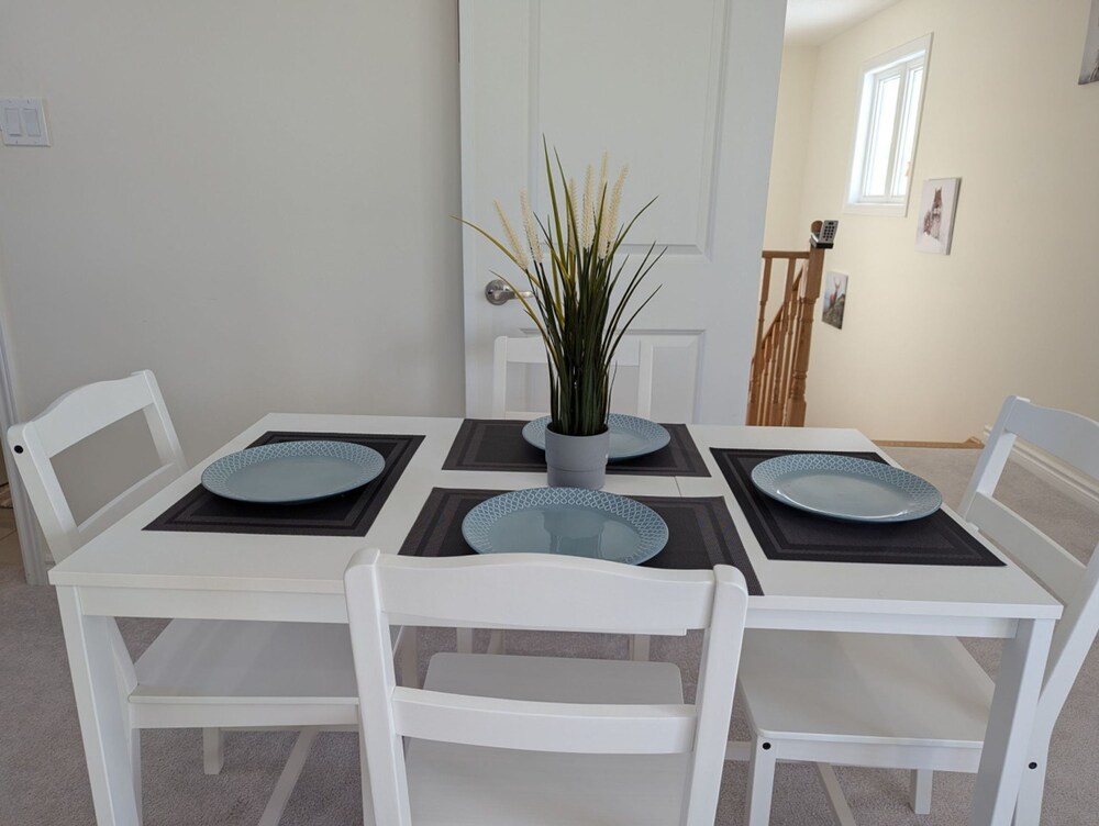 Chic 2BR House Newly Renovated Central Spot