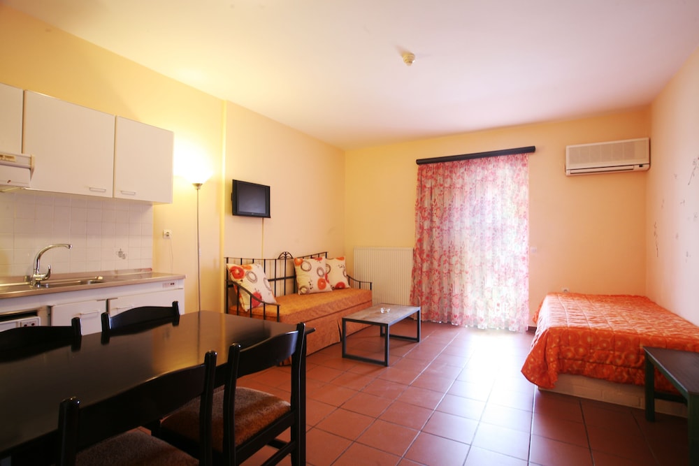 Diamond Palace Apartments