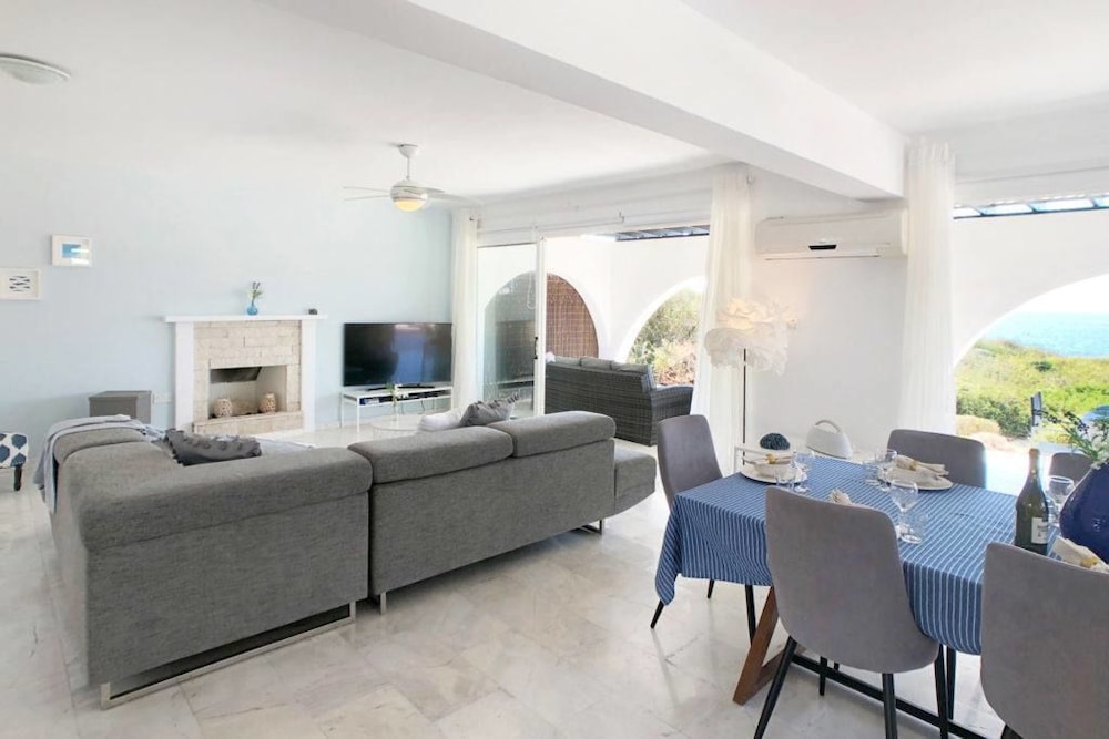 Villa Searay