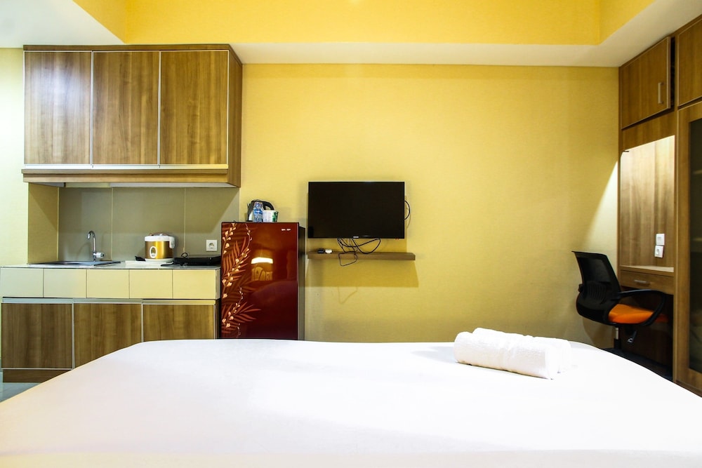 Pool View Studio Ara Residance Apartement Near Gading Serpong, Gading Serpong - 22