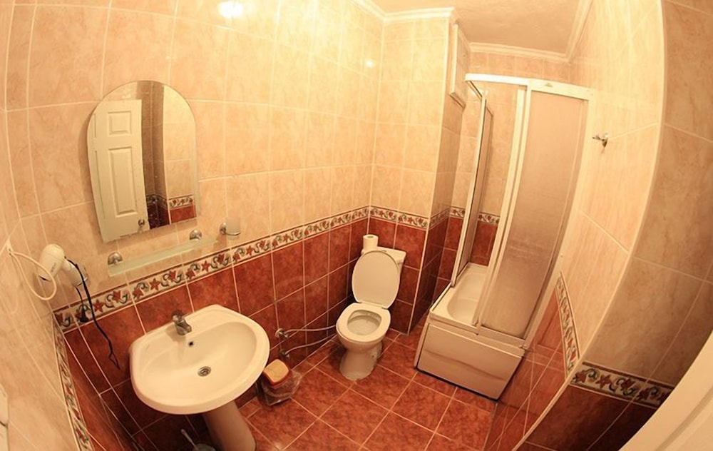 Cenova Otel - Property Image 9