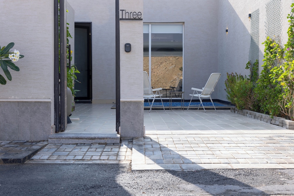 Portal Chalets With Private Pool - Narjs