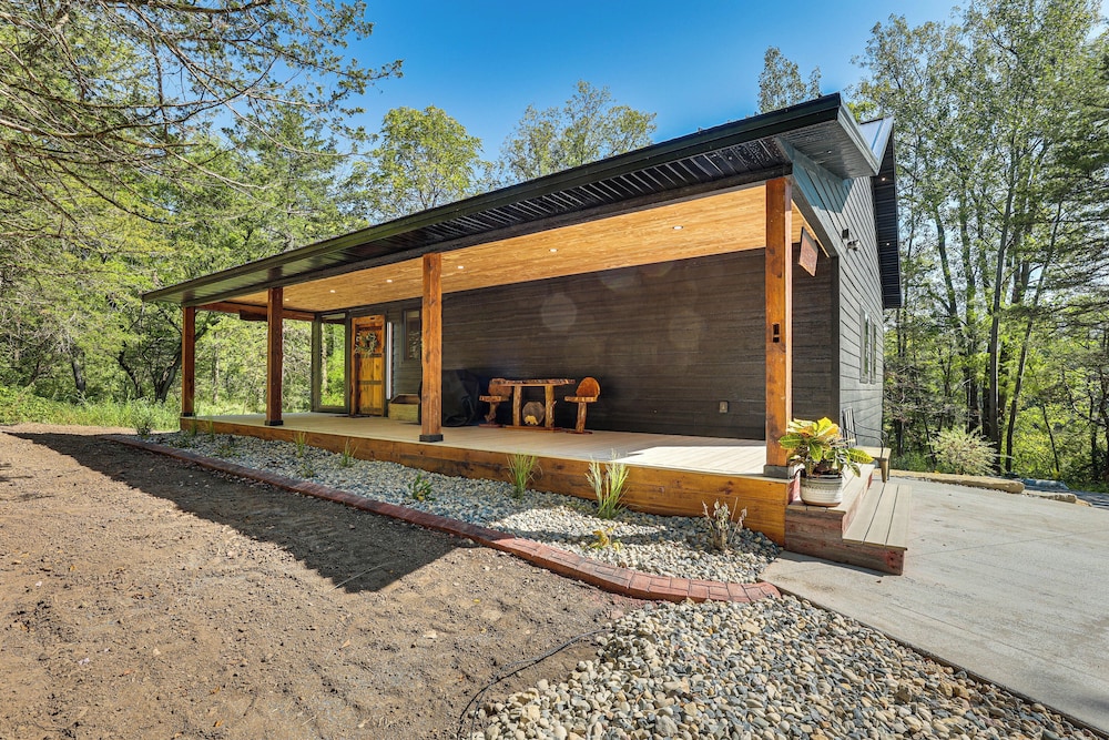 Galena Cabin on 20 Acres: 5 Mi to Downtown!