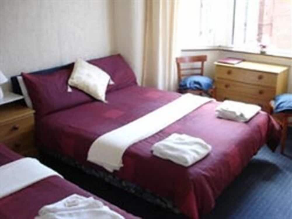 Photo 12