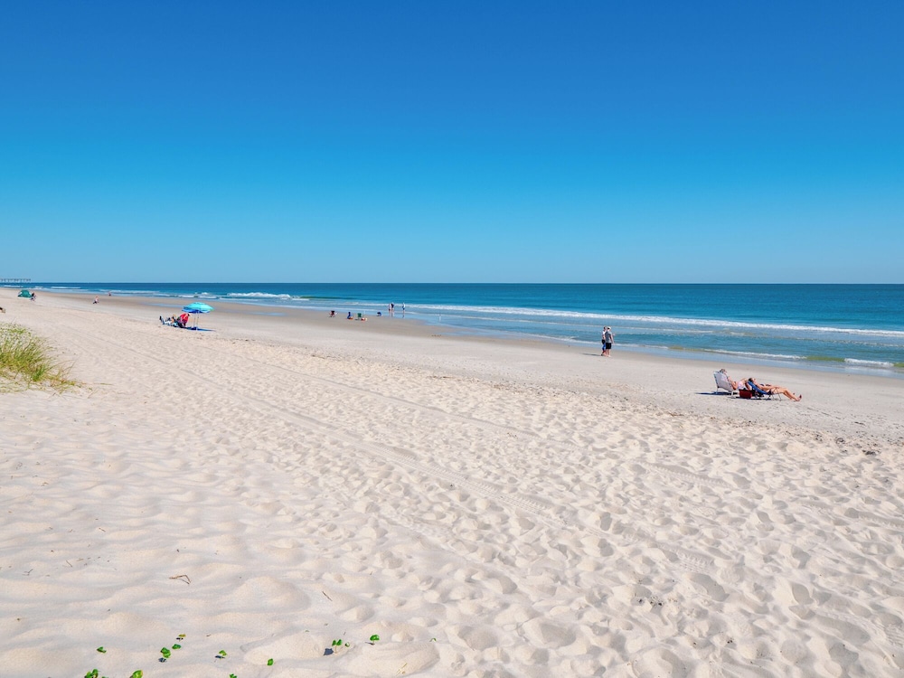 A Place At The Beach #1a- Badabing by Carolina Retreats