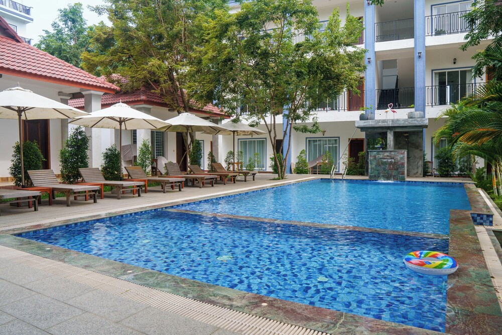 New Dragon Inn Guest House