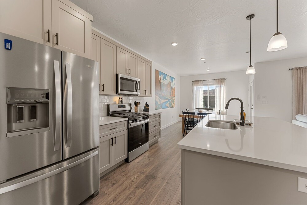 Adventure Basecamp 4 Bedroom Townhouse