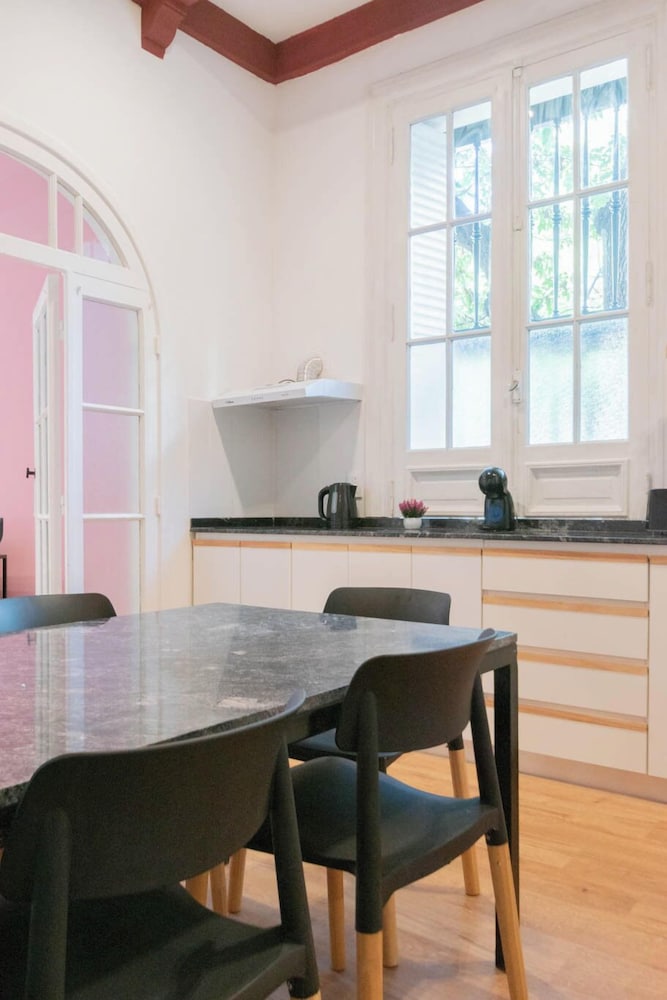 FLIPHAUS Mansion Paz