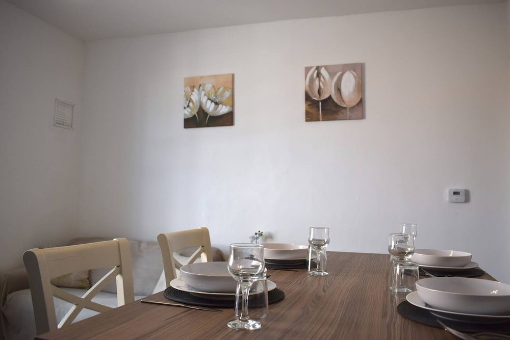The Twickenham Apartment Near Strawberry Hill