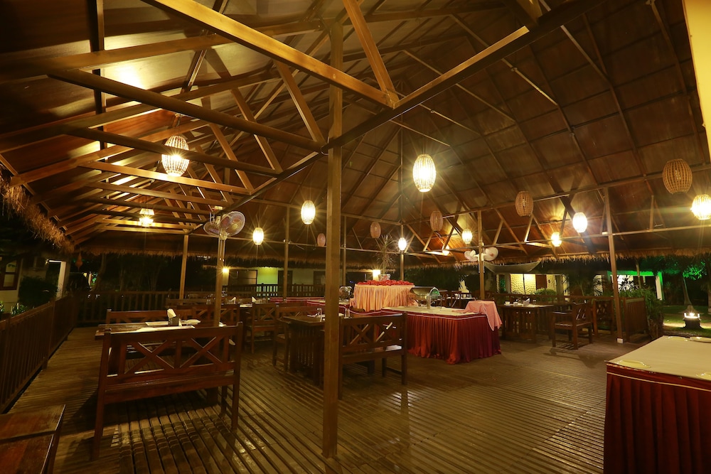 Deshadan Backwater Resort