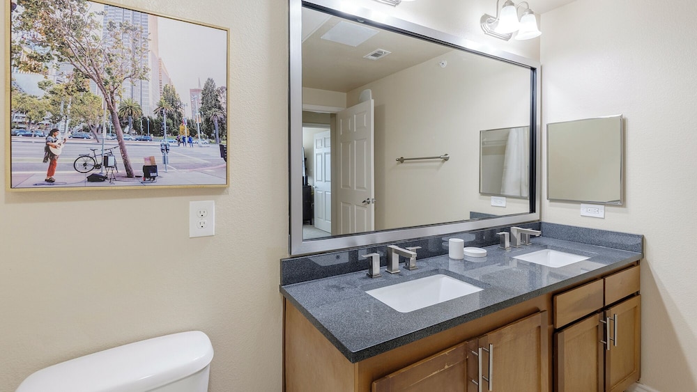 Landing Furnished Apartments near East Arlington