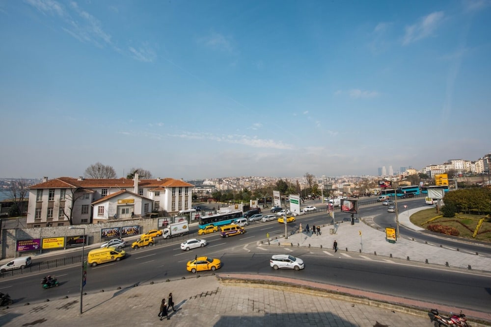 Pera Life Otel - Image 40