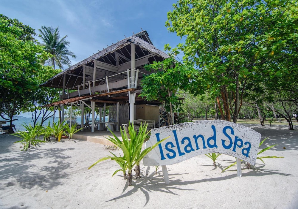 Trikora Beach Club & Resort