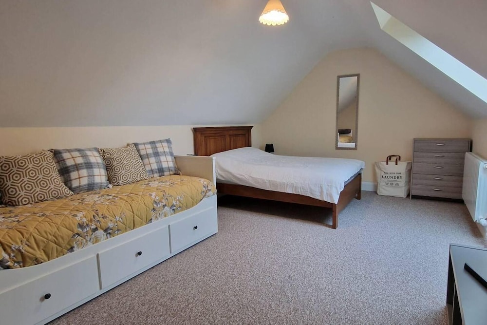 Beautiful Home Near Lough Corrib view 2