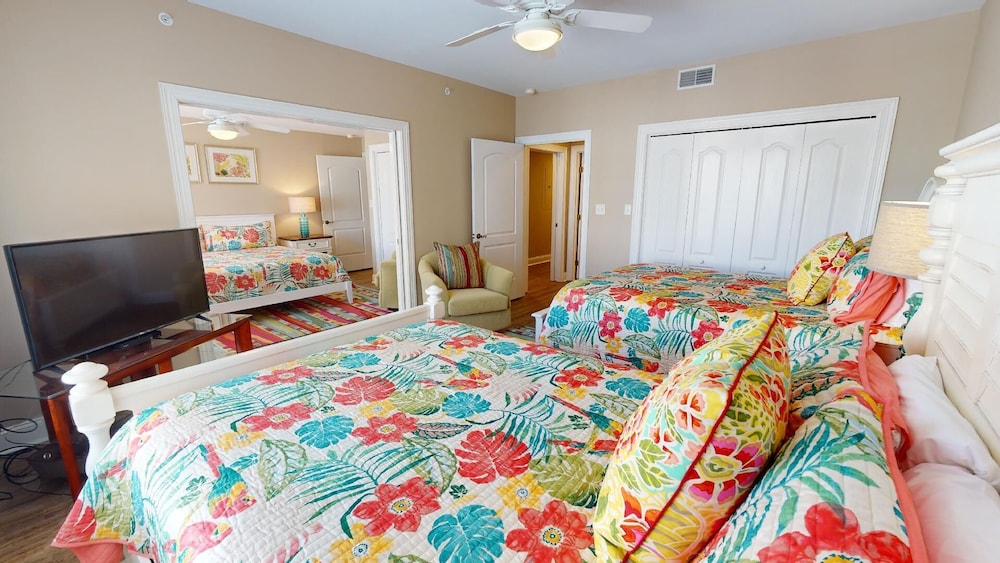 Desoto Beach Club 102