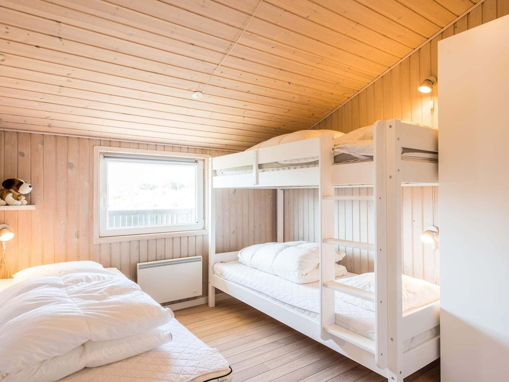 6 Person Holiday Home in Henne view 2