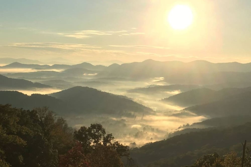 Sky-high Mountain Luxury w Jaw Dropping Views