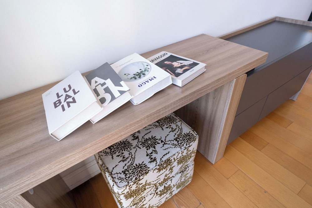 Tyms Stylish 3BR 2BA Apt Yongxin Century