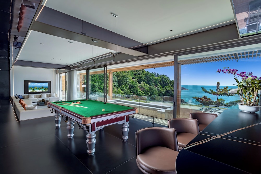 The Aquila Villa