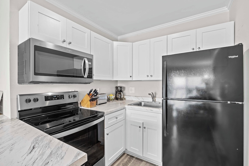 Steps to Sand! 3rd-floor North Topsail Beach Condo