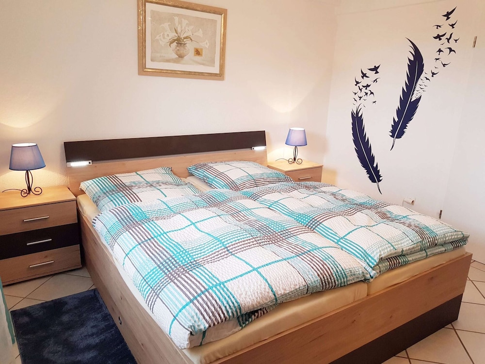 Flat Near the ski Area in Medebach view 5