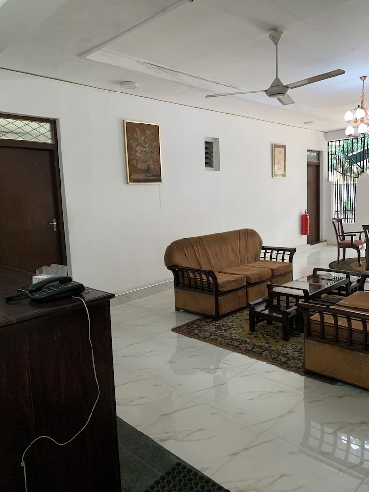 Hotel Ameliya