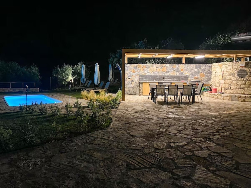 ReCrete - Retreat in Crete