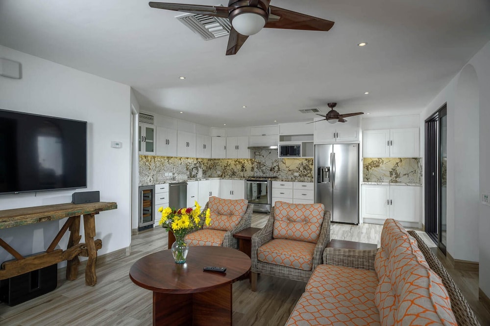 Casa Connie in Cabo San Lucas
