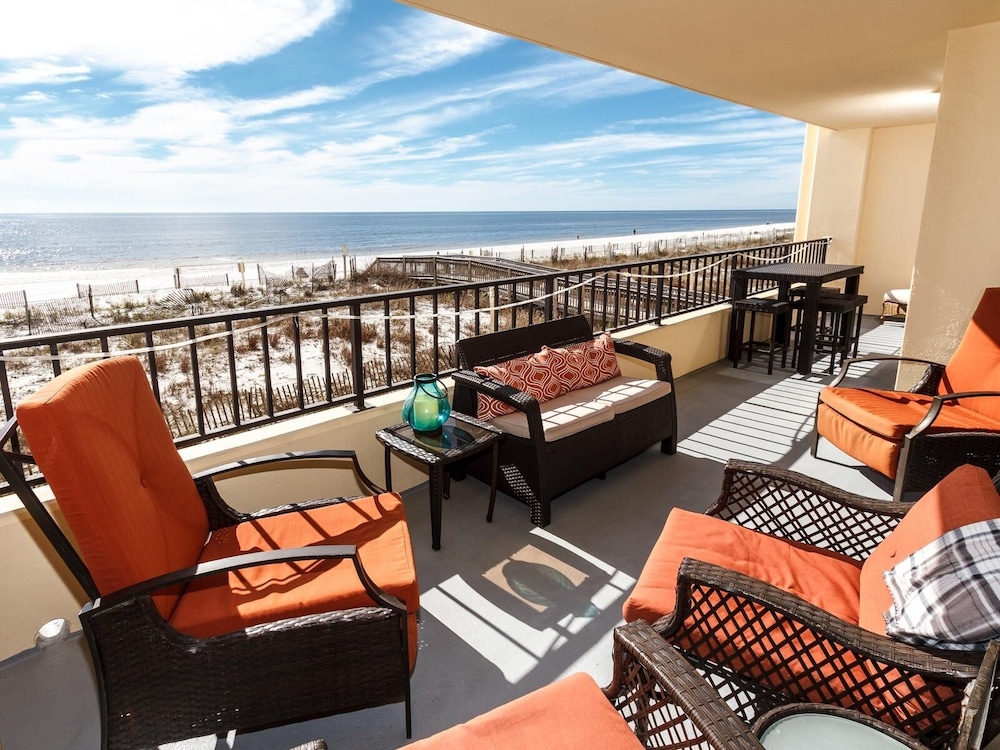 Surf Dweller 205 - Seaspray Getaway