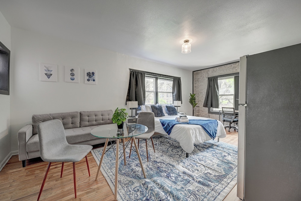 ROVE LIVING/KB - Prospect