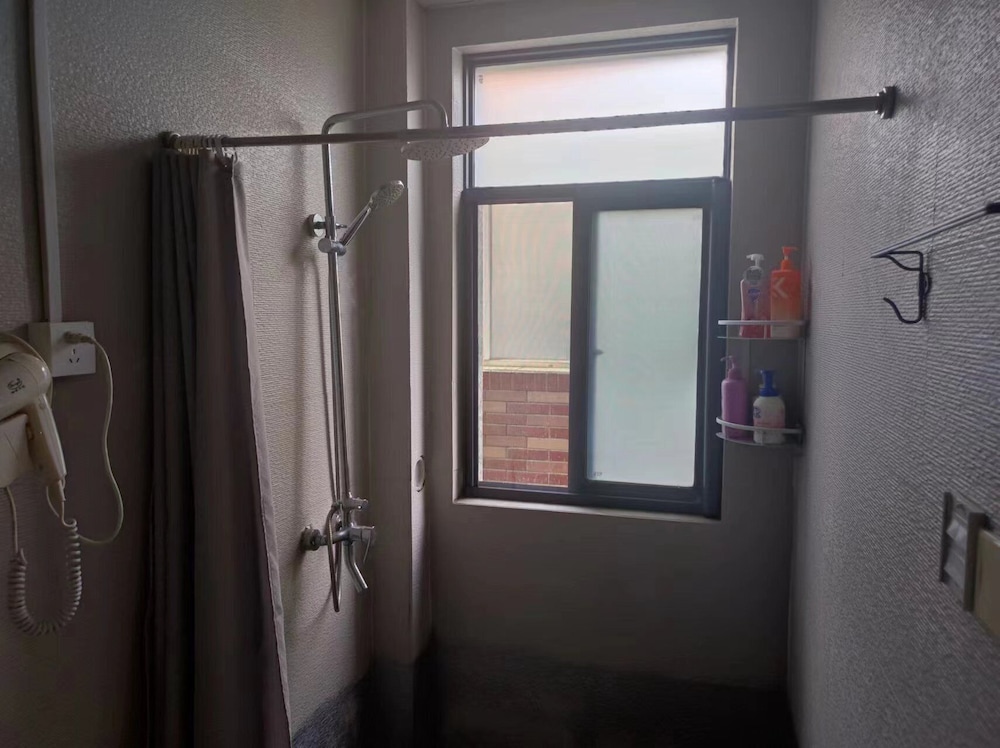 Shanghai HUA XI SHUI XIE Guesthouse