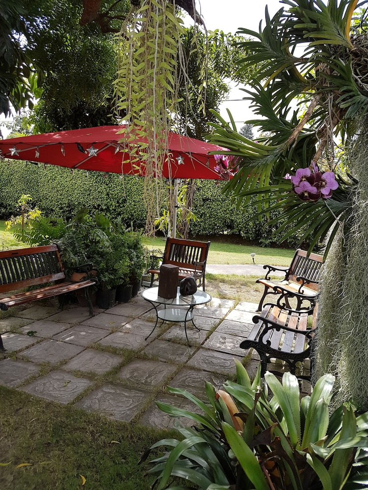 Kingston Cottage