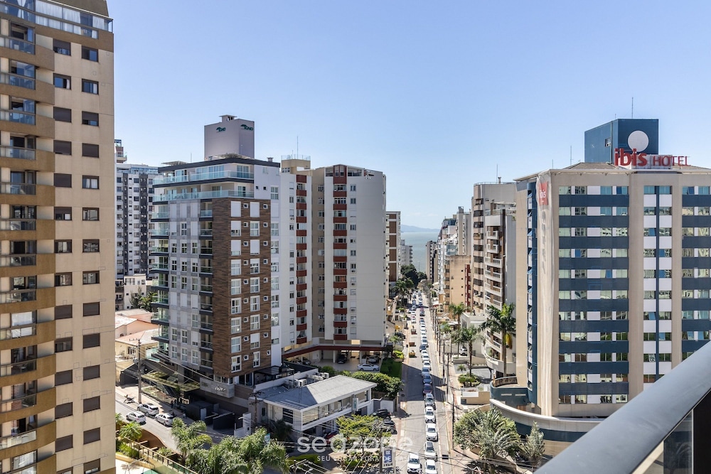 TVT - Luxury Studios in the Center of Florianopolis