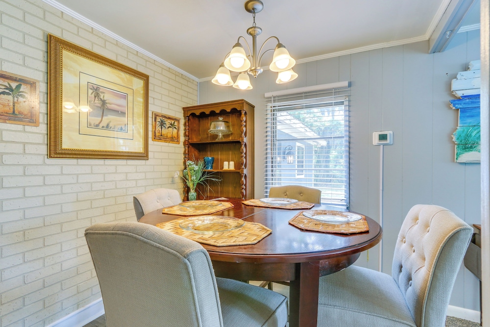 1 Mi to Sands Beach: Walkable Island Home w/ Yard!